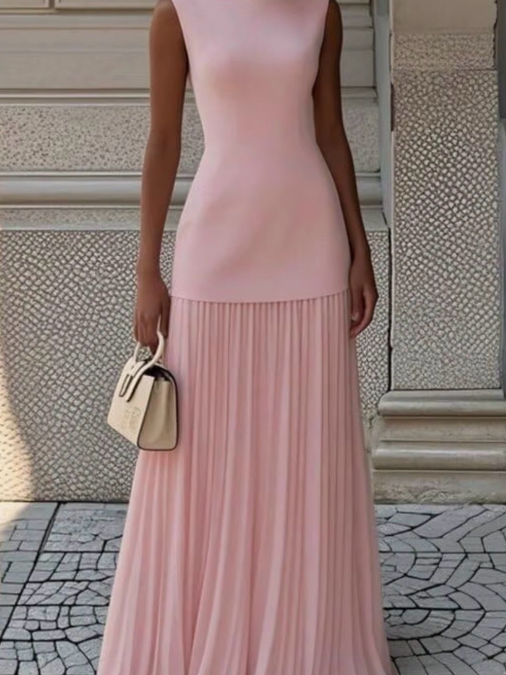 Elegant Sleeveless Pink Pleated Maxi Dress